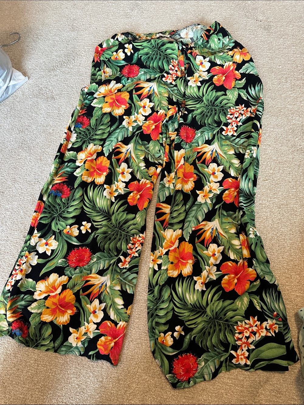 Christian Siriano Black Tropical Floral Wide-Leg Pants